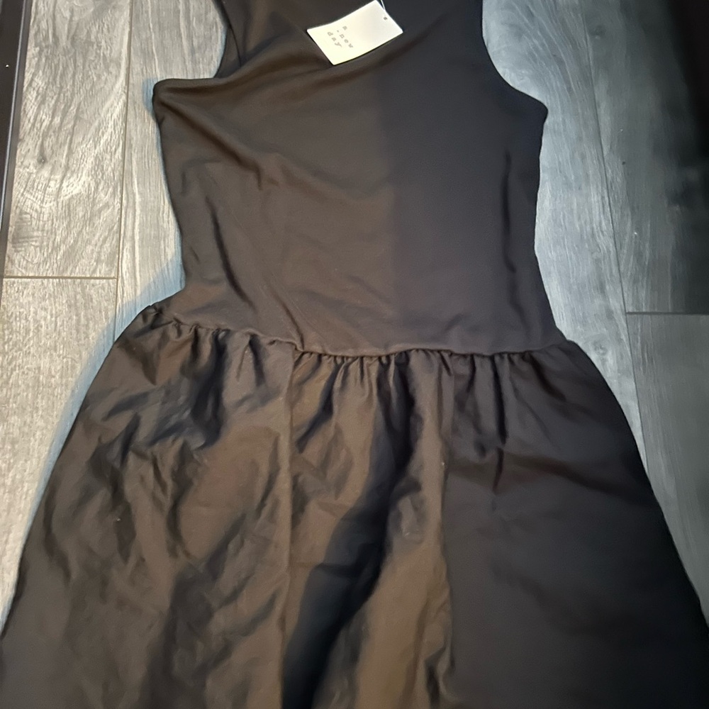 Black XS dress